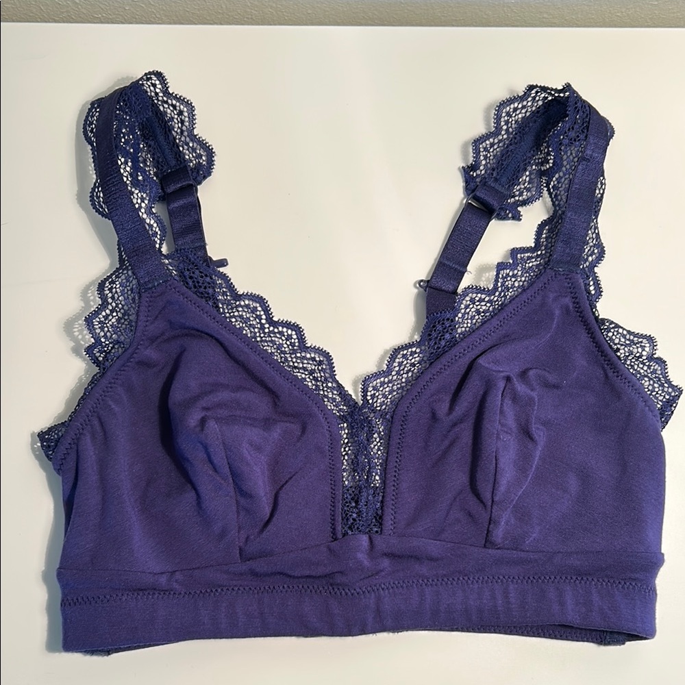 Lace Trim Wireless Bra - Navy